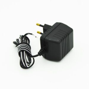 Сетевой адаптер (220V-12V-1.5A)